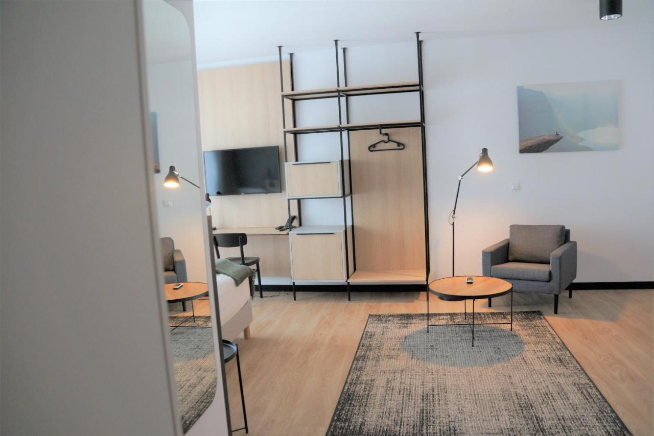 Apartamenty Zamoyskiego Warszawa Stadion Esterno foto