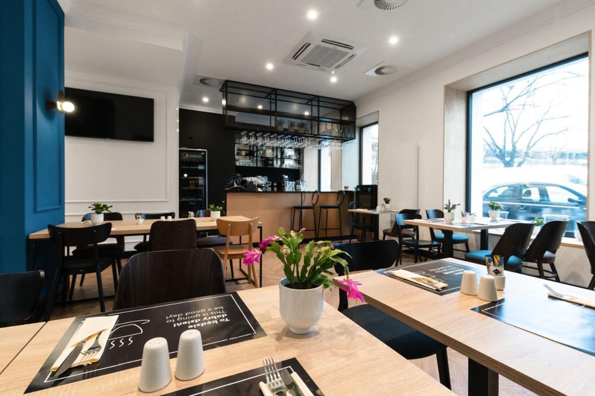 Apartamenty Zamoyskiego Warszawa Stadion Esterno foto